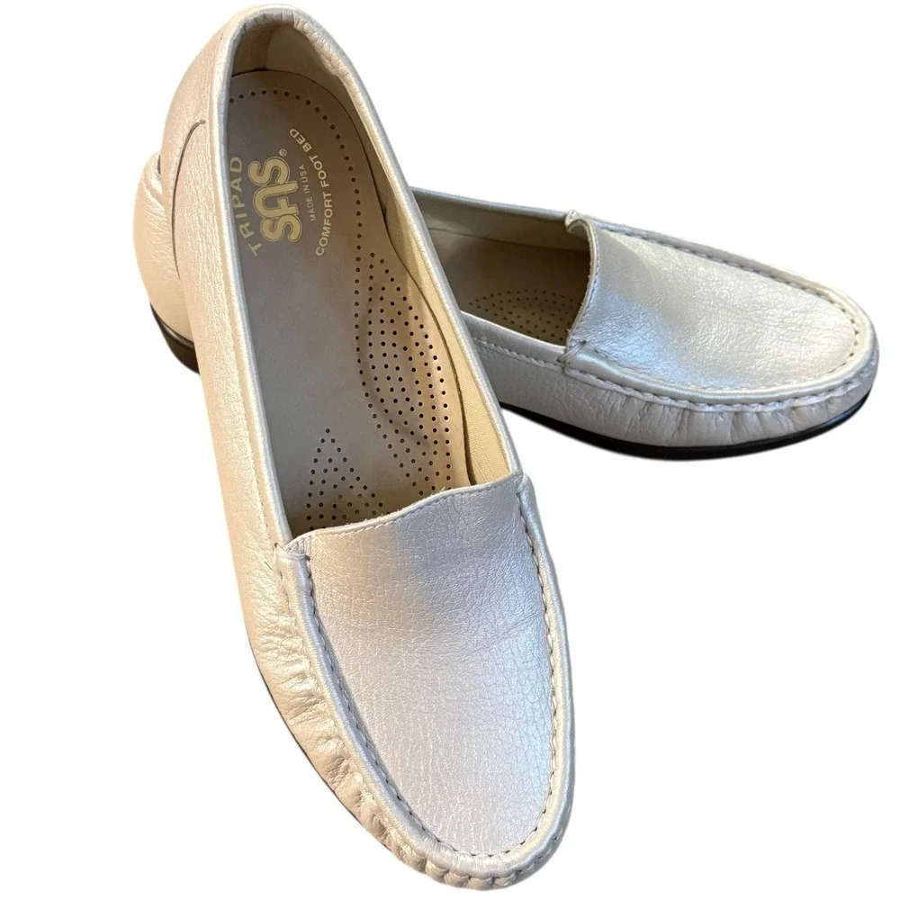 SAS Simplify Moccasin‎ Loafers Silver Cloud Leather Size 9 Wide New without box